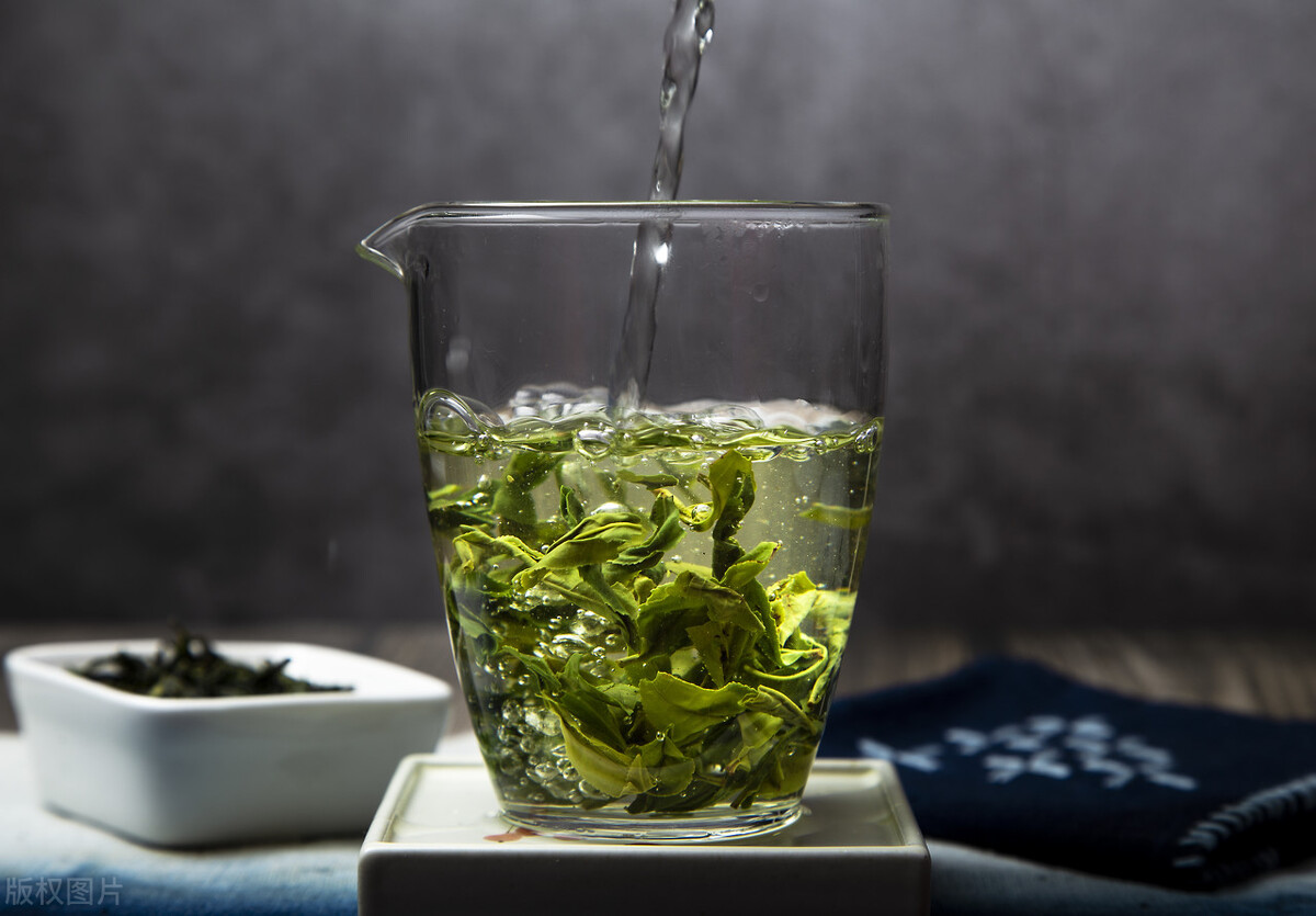 中国13大名茶爱茶人士必知茶知识,贵州茶叶中入选中国十大名茶的是