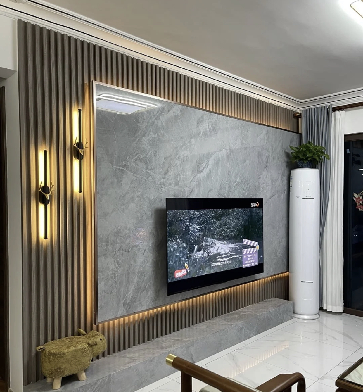 岩板电视墙都是亮的吗,专家评论岩板电视墙过时