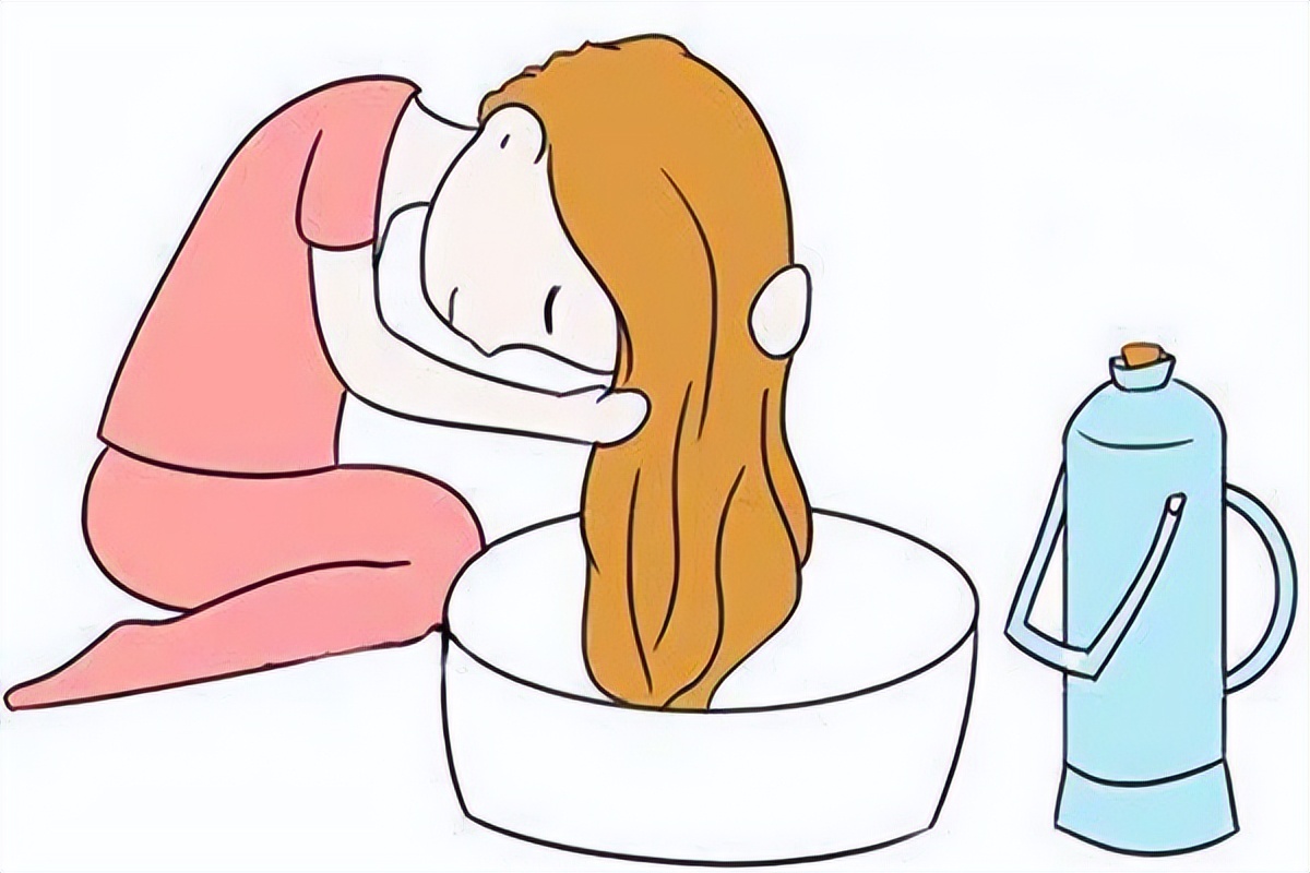 女性经期洗头有哪些注意事项,女性经期不能洗头洗澡