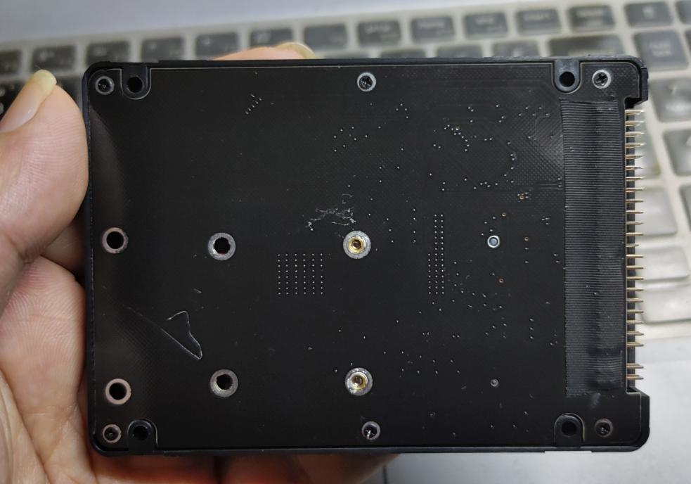 老ide并口硬盘介绍,老款r61换固态硬盘