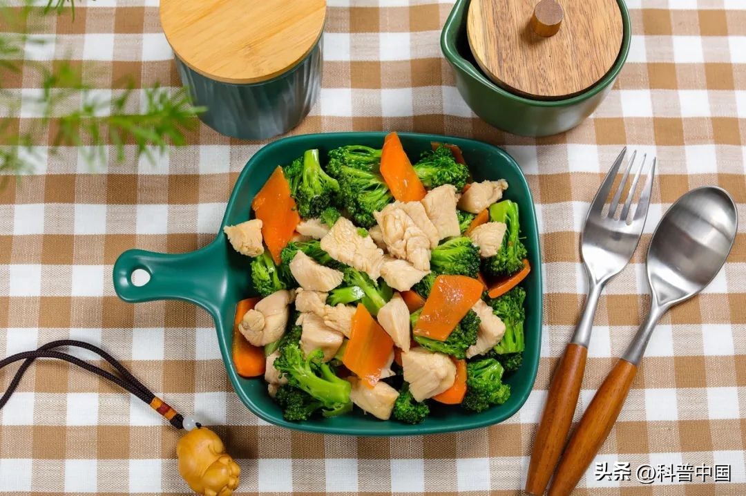 坚持吃减脂餐真的会瘦吗,吃了一个月的减脂餐为什么没变化