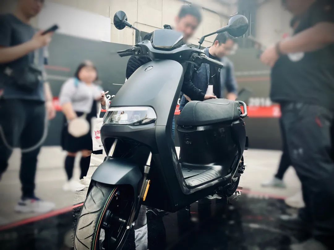 电摩e300p发布,九号电动摩托e300p