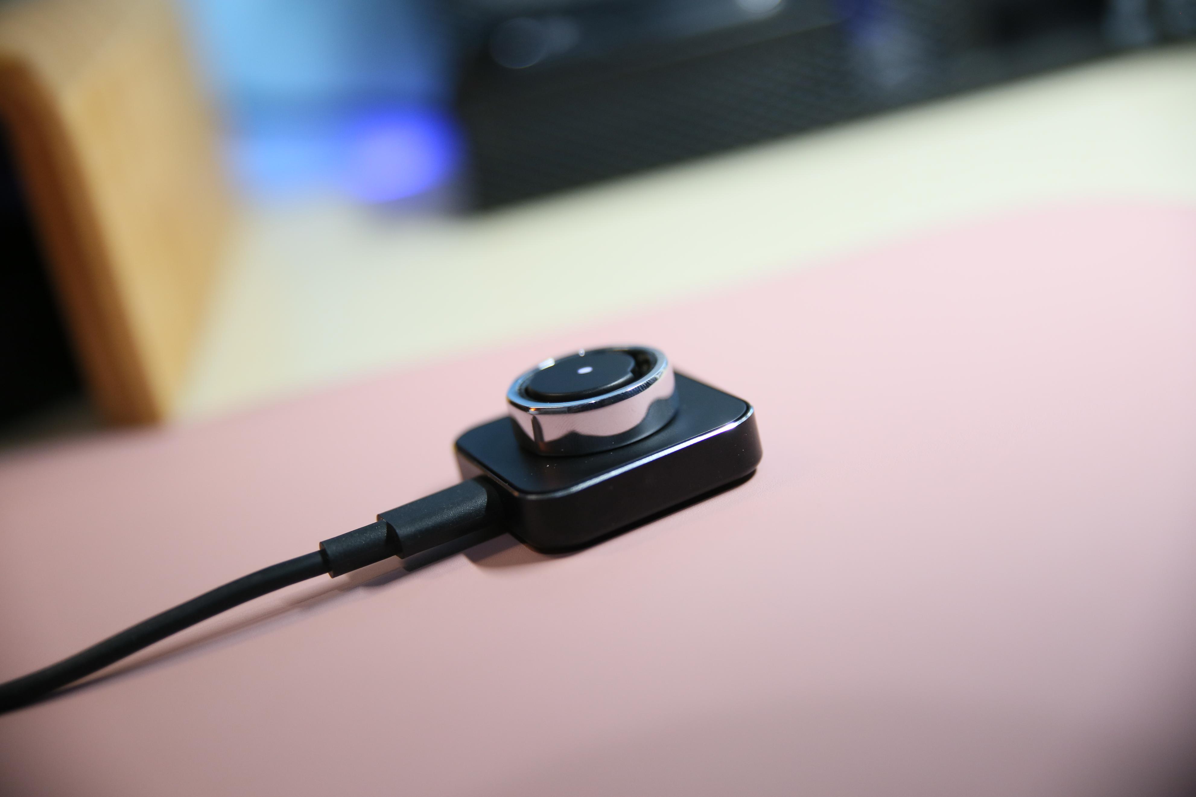 送女友的钻戒推荐,送女朋友戒指性价比高好看