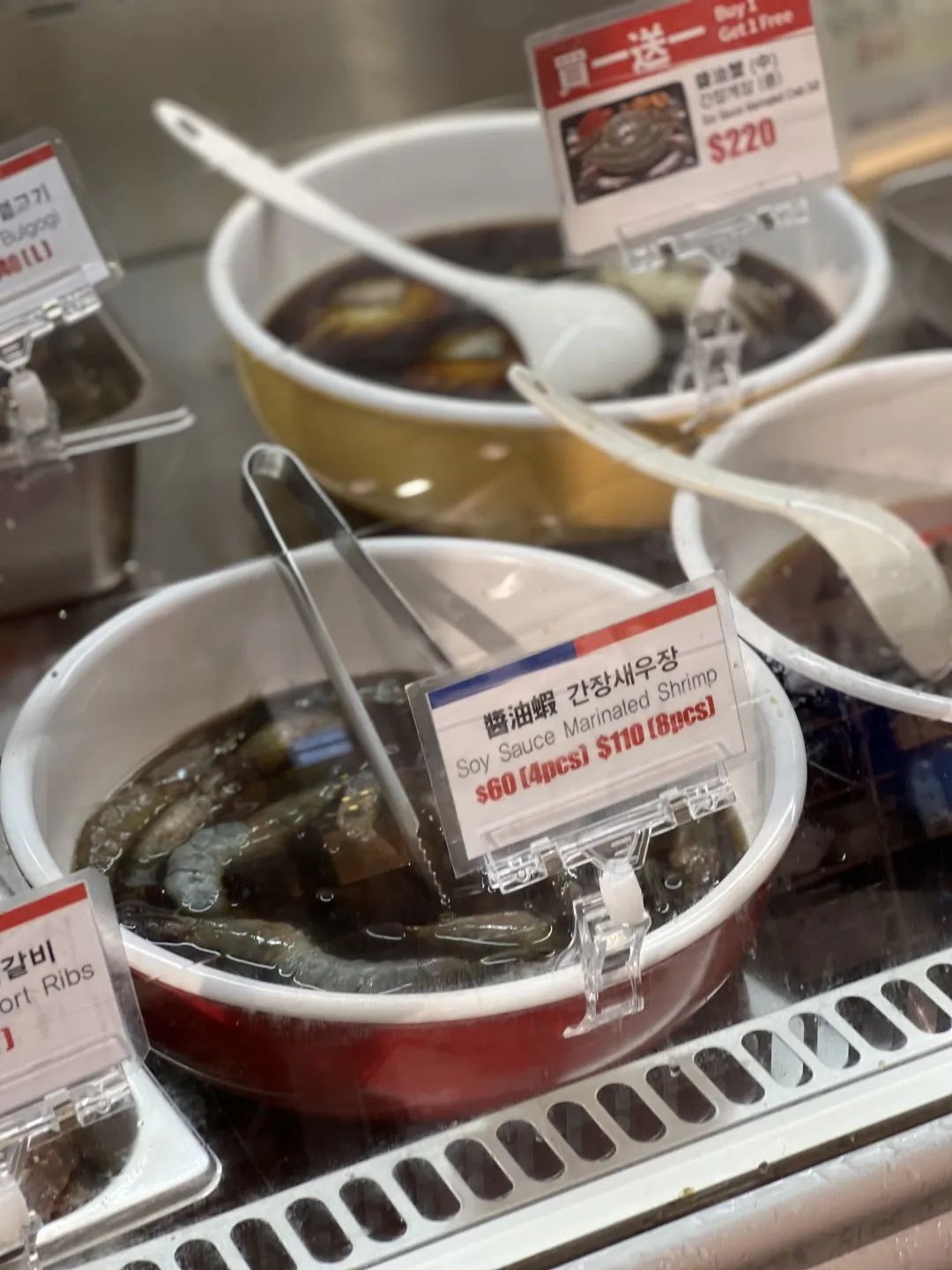 在香港买到过期食品怎么赔偿,专门卖过期商品违法吗