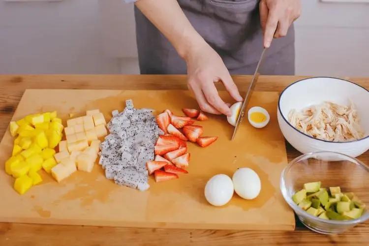 没有老人帮忙带娃该如何去上班,上班没有大人帮忙带娃应该怎么办