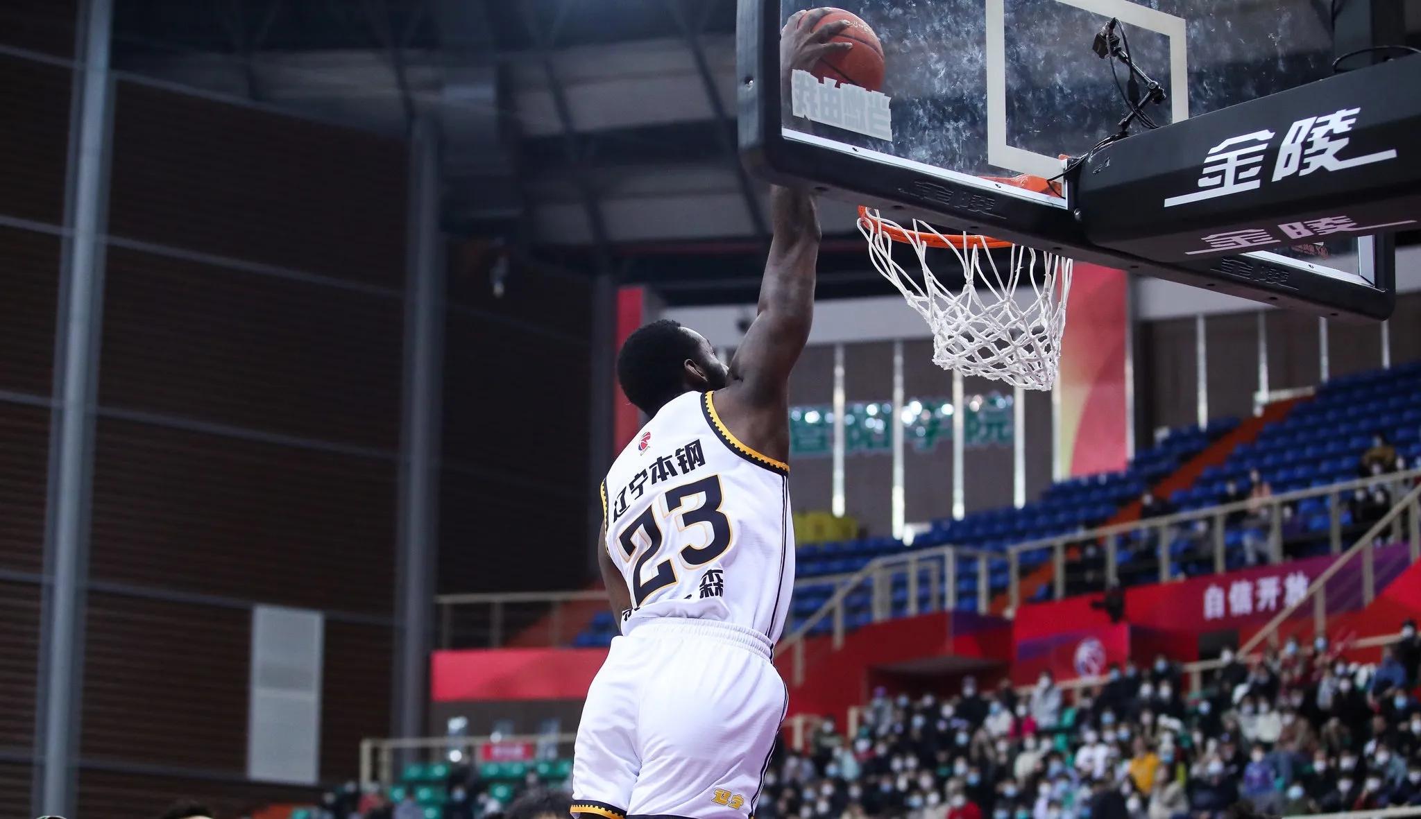 杨鸣和首钢外教,杨鸣和辽宁外教