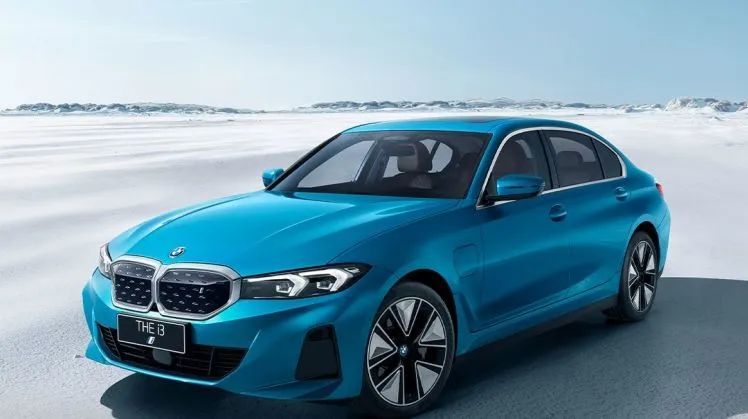 以花致爱，倾情献礼-杭州元通之宝感恩礼遇季