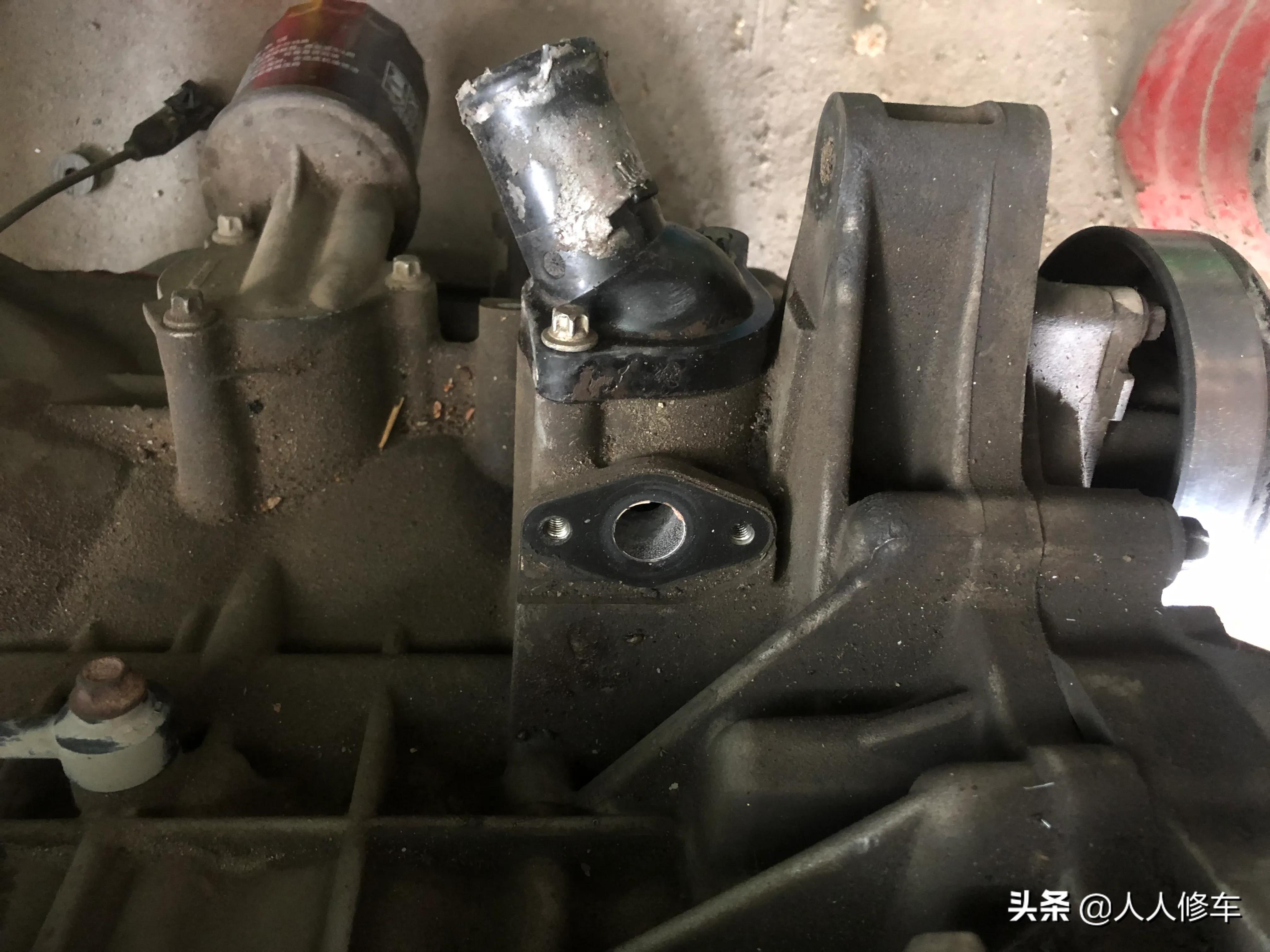 暖风小水箱堵塞会引起水温高吗,暖风水箱堵了会导致高温吗