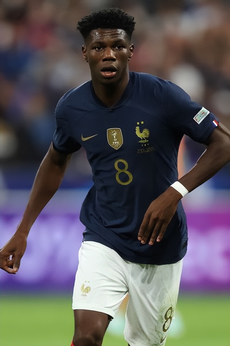 姆巴佩同期数据与梅西c罗对比,espn评nba百大球星前10