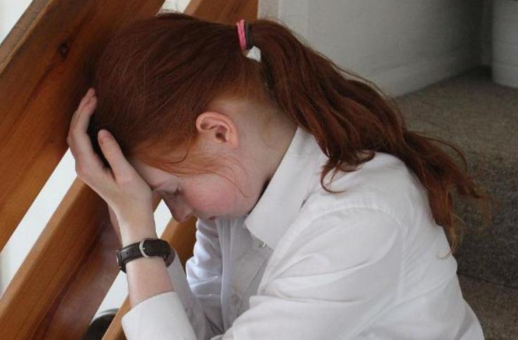 女孩最早几岁来例假,女孩初来例假最佳年龄