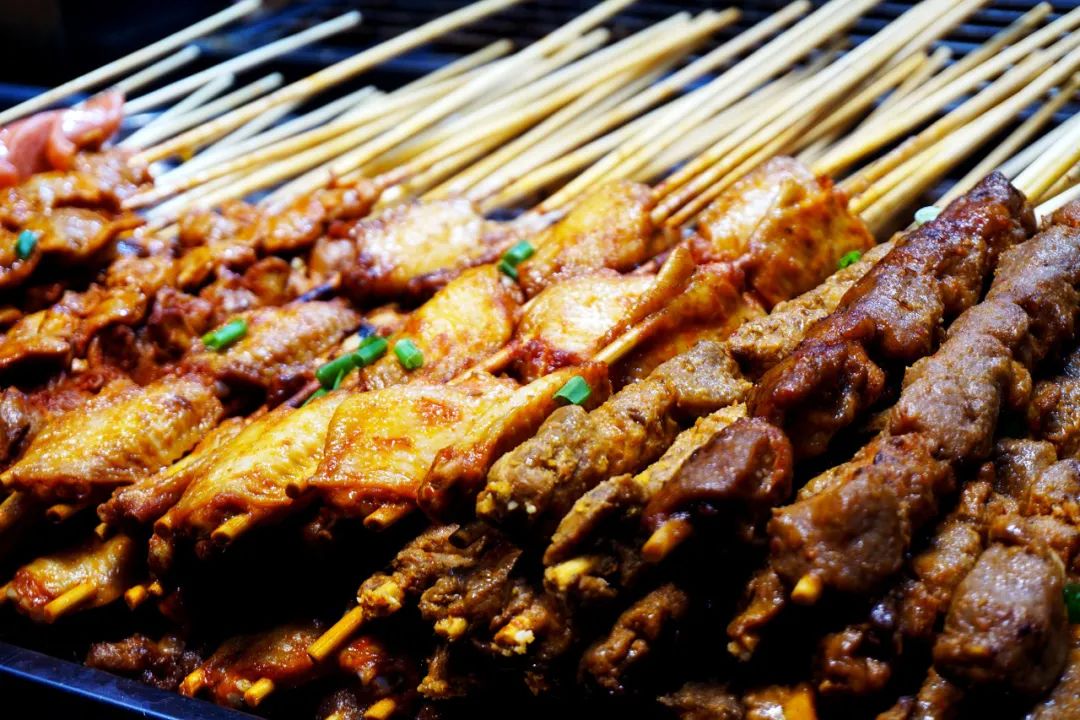 夜宵饿着肚子睡多久可以减肥,晚餐睡前饿肚子可以减肥吗