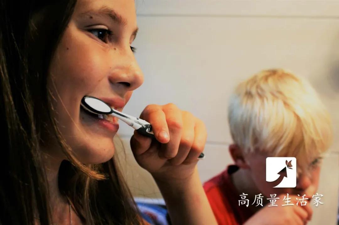 为什么不能用棉签掏耳朵?9个看似“很卫生”的坏习惯