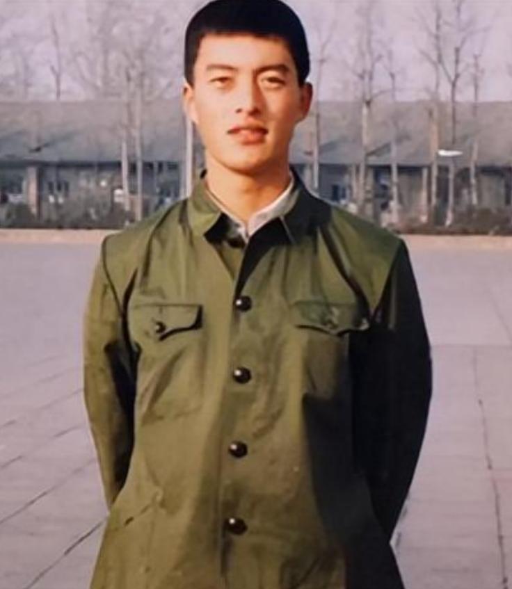 香港回归升旗手原型朱涛身高,朱涛香港回归升旗手