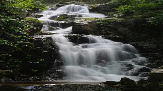 辽宁省本溪汤沟,本溪市大冰沟风景区