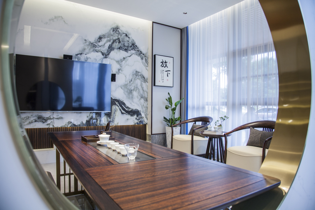 赖氏东辰丨一室好景君须记，最是人间烂漫时