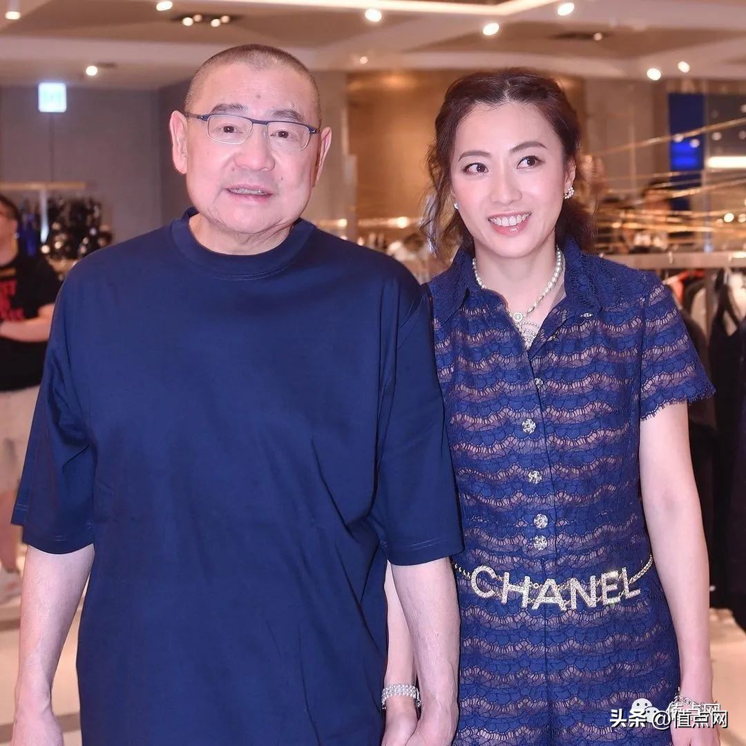 刘銮雄拍卖明清瓷器视频,刘銮雄拍卖汝窑瓷器