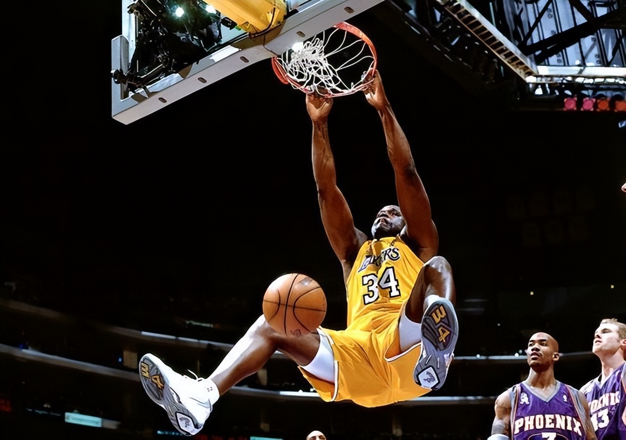 美媒列现役各队大前锋排名,美媒评现役十大中锋