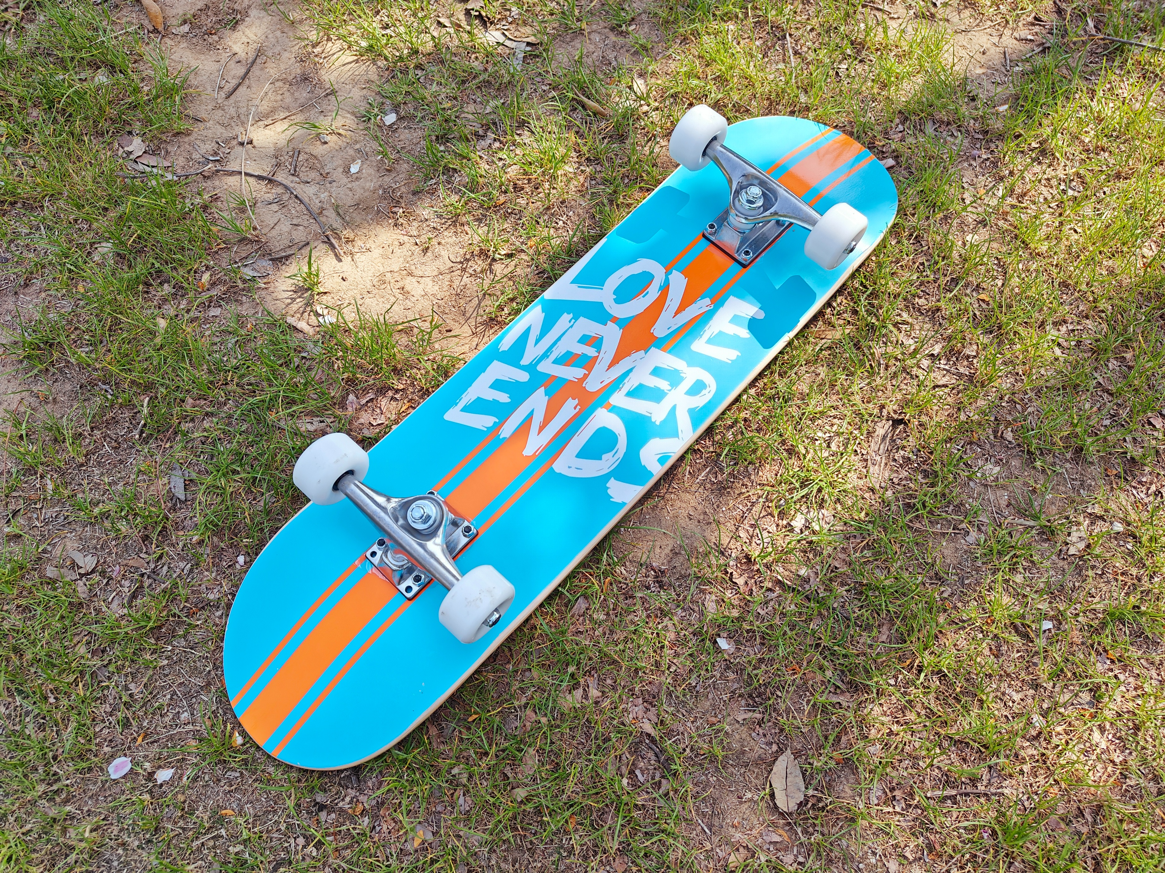 700元买滑板,电动滑板推荐700元