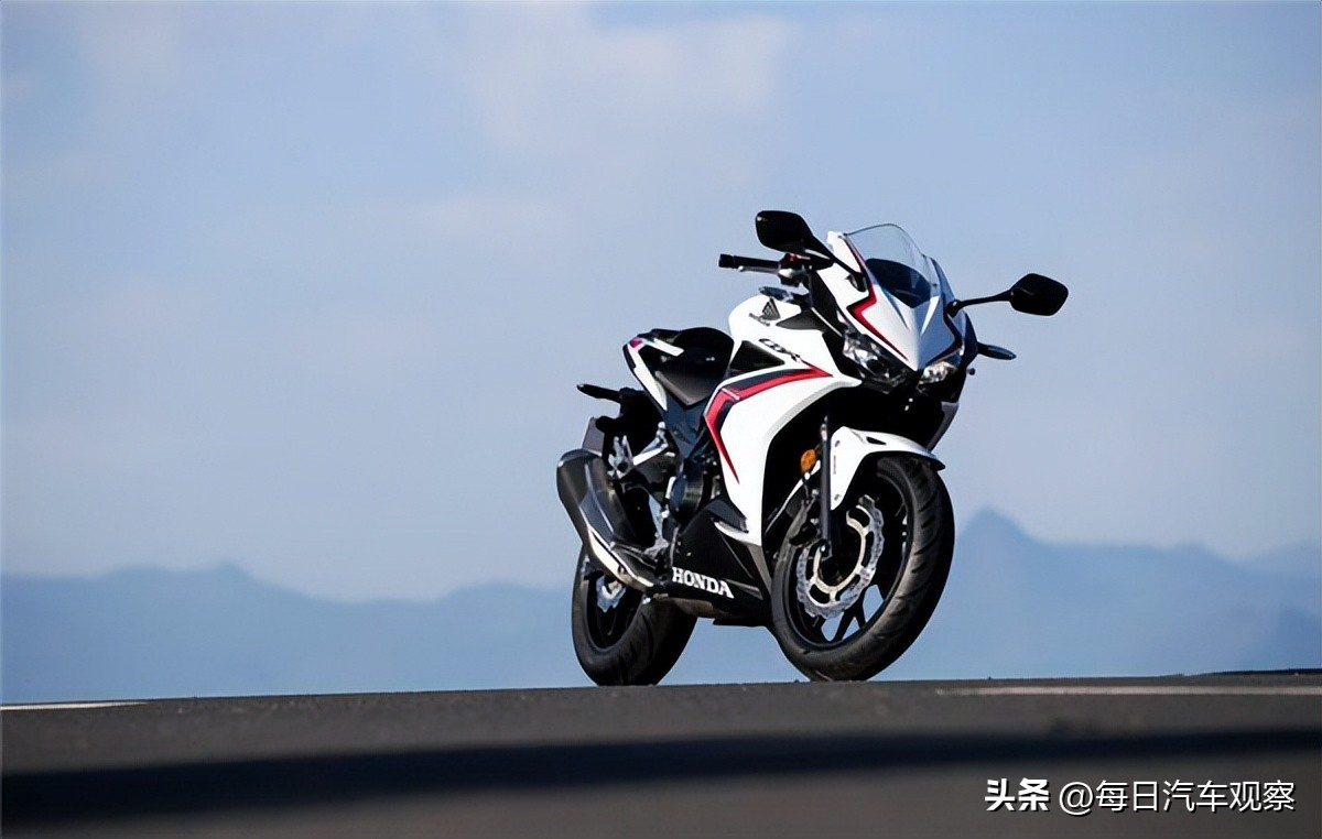 本田小金翼st1300豪华巡航摩托,本田lead125摩托在大贸能买到吗