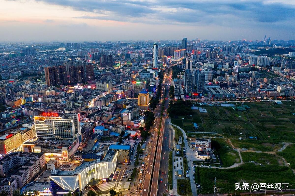 厚街镇迪信家具,东莞厚街镇家具总部