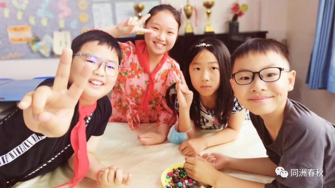 首届56个民族服饰创意大赛,五十六个民族服饰展介绍