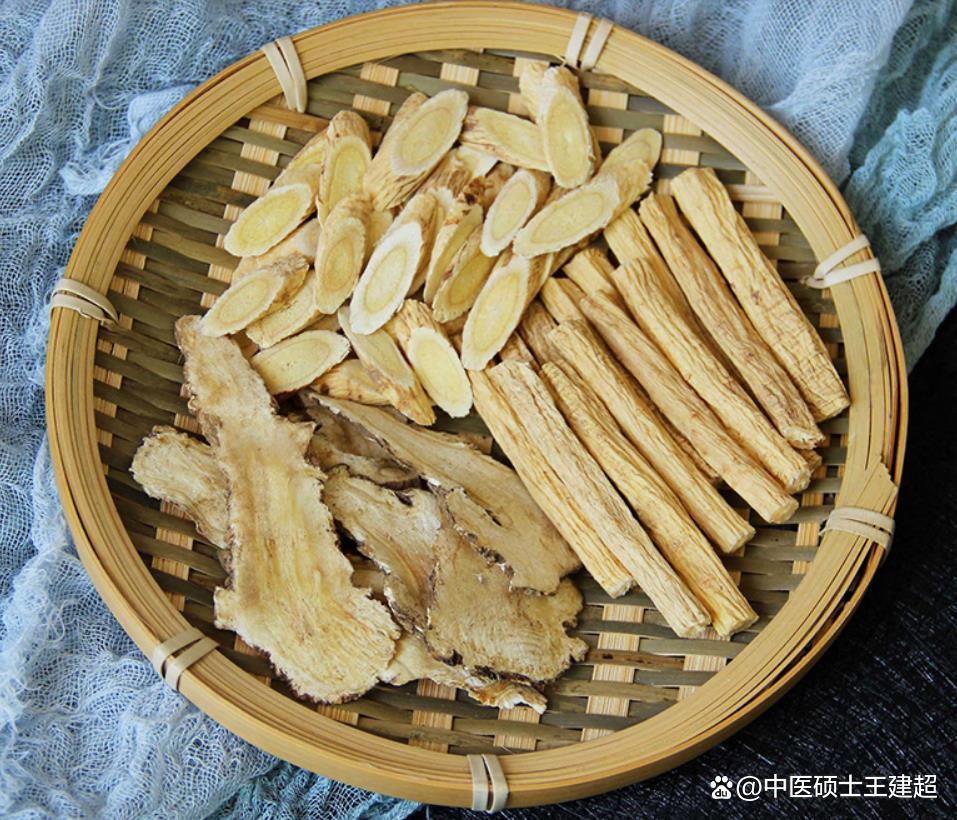 补气黄芪配什么泡水喝最好,黄芪泡水的最佳搭配补气养血