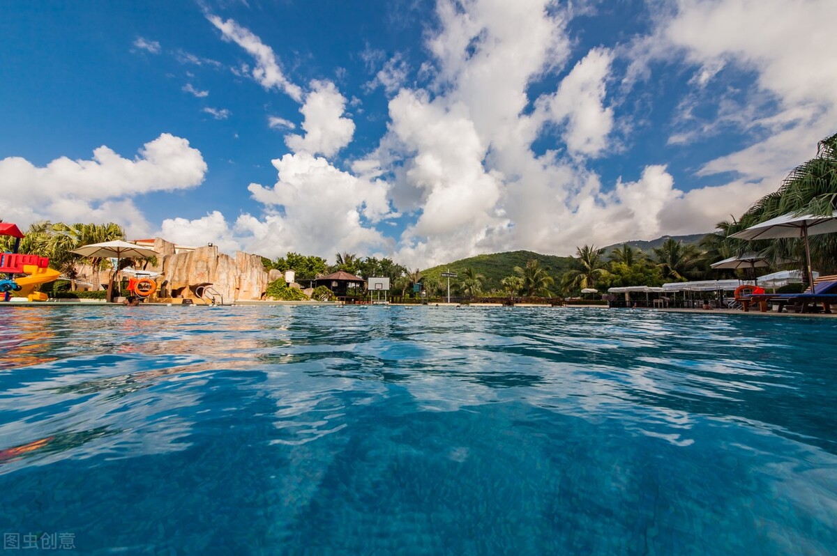 11月份去哪里玩最好玩呢,十一月份秋天适合去哪旅游国内