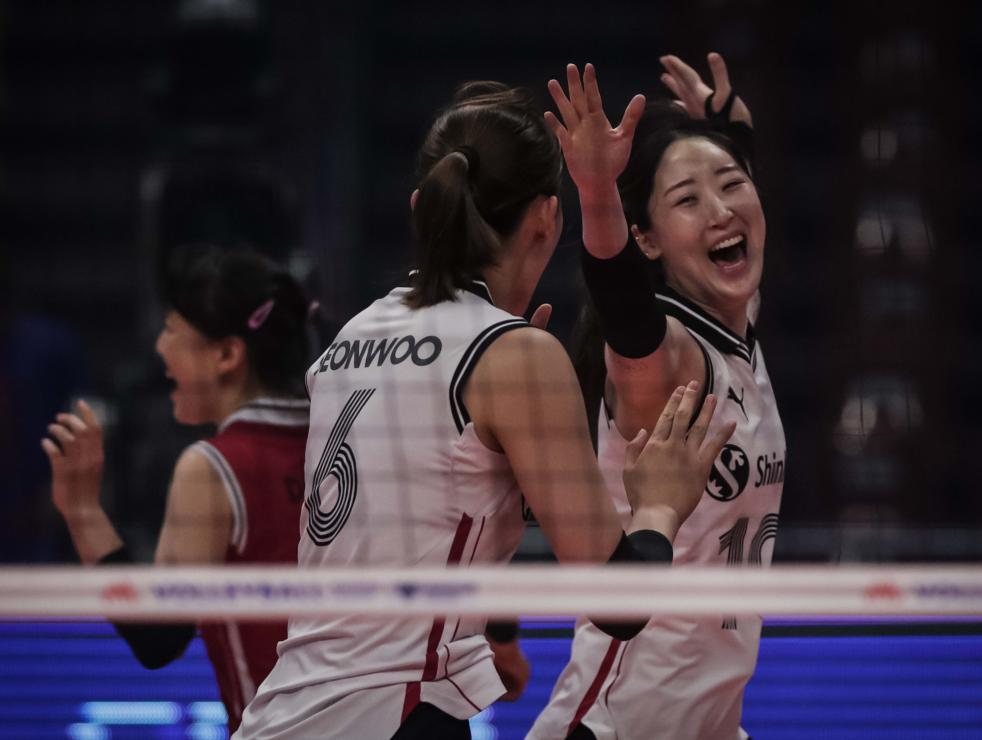 世界女排联赛韩国女排12连败,中国女排世联赛遭遇首败