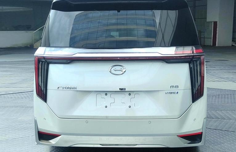 2023款埃尔法最新价格混动,试驾埃尔法2023款混动版