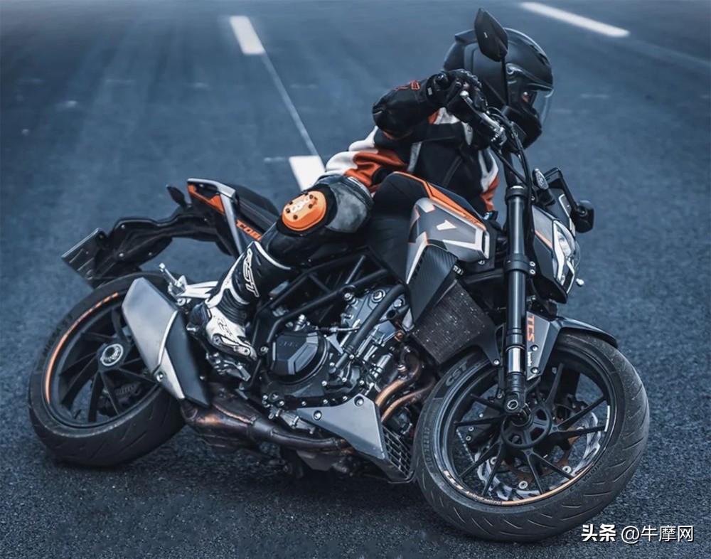 摩展集中举办，新车全员“卷王”？｜5月行业大事件回顾