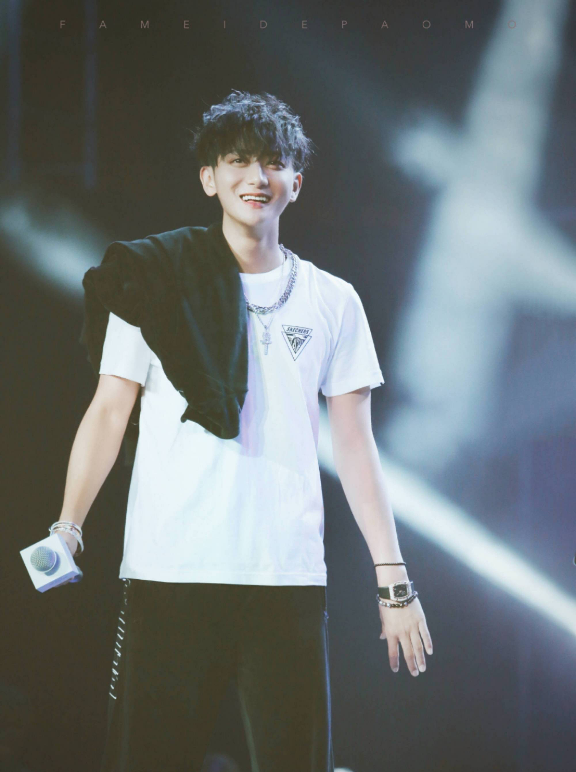 exo出道10周年专辑有朴灿烈吗,exo朴灿烈年龄排名