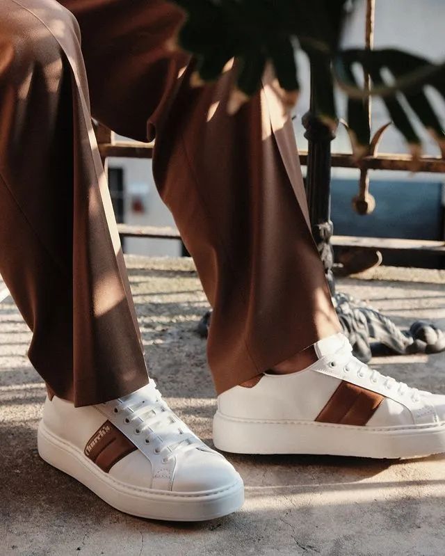 为什么有品位的人都在实体店买鞋,为什么有品位的人要看鞋