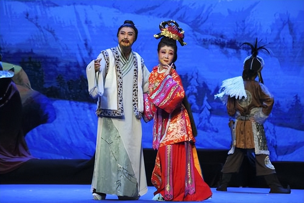 南宋使臣洪皓，曾被金三次劝降仍持节不屈，金深受感动终放其归乡