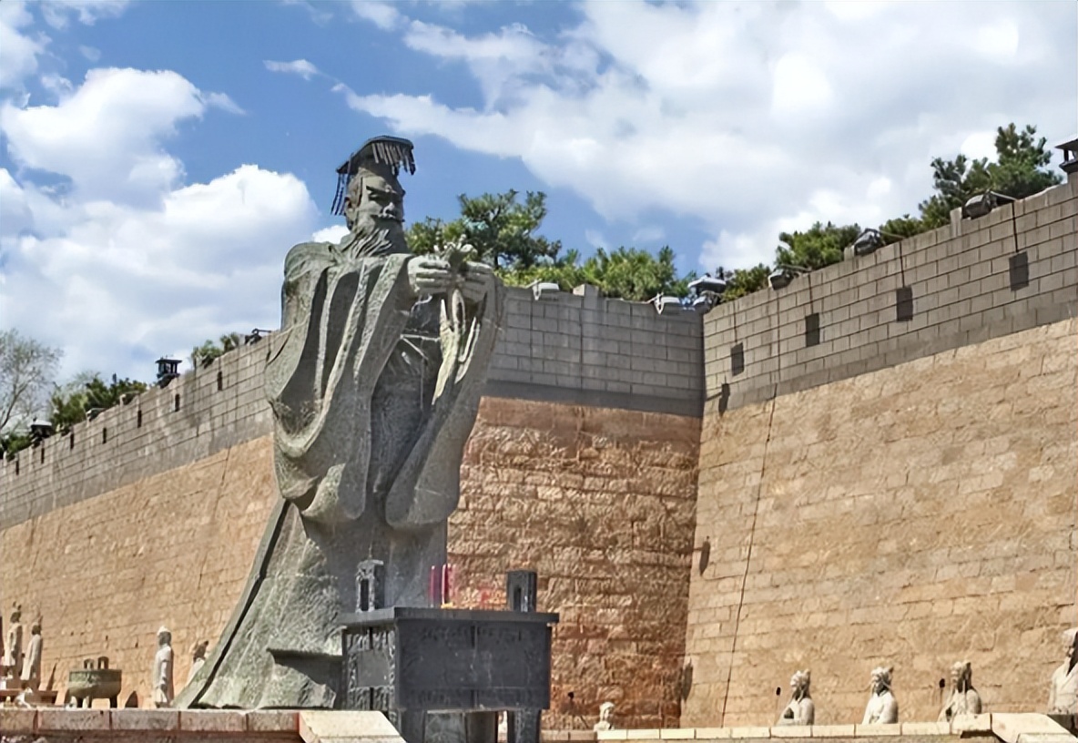 秦始皇之谜郭沫若,郭沫若发掘秦始皇