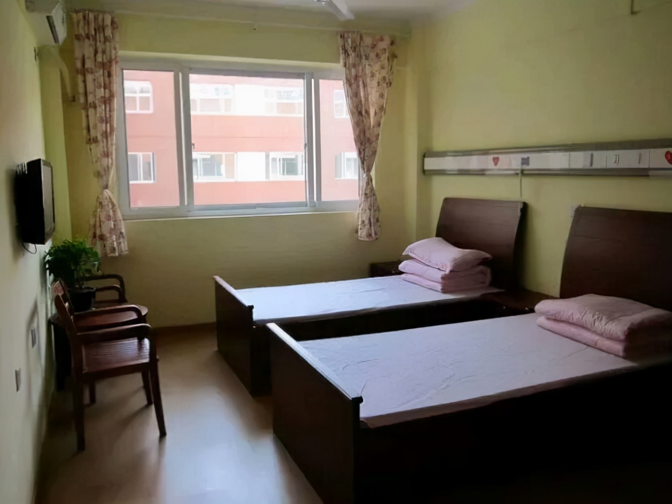 老人住进养老院能过得好吗,养老院老人春节过后又上养老院吗