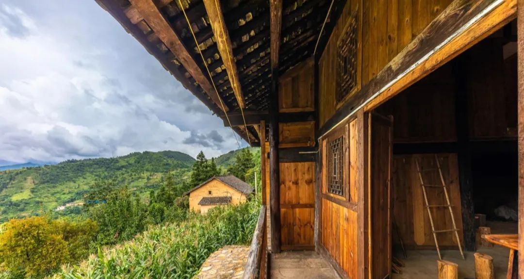 花100万改造农村老房子失败案例,花100万改造房子被网友骂