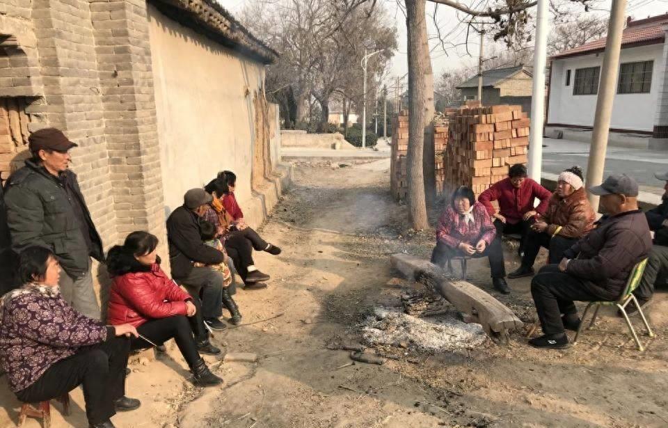 48岁大姐相亲遇上老熟人,50岁大姐相亲后续