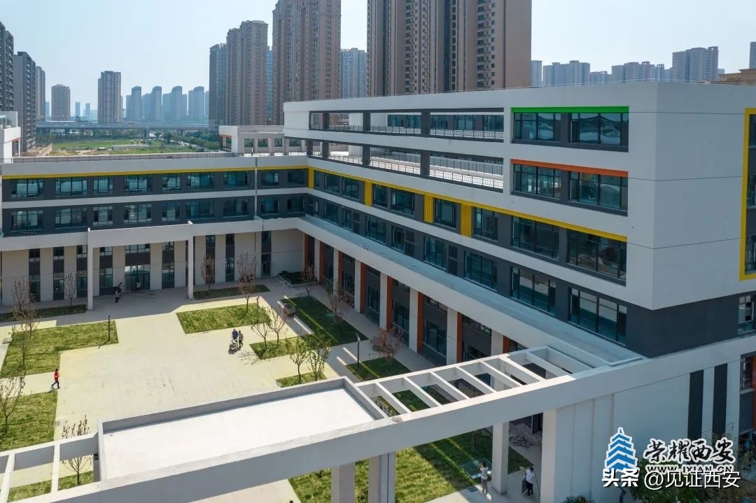 2021年投入使用的一所新学校,24年投入使用的公办学校