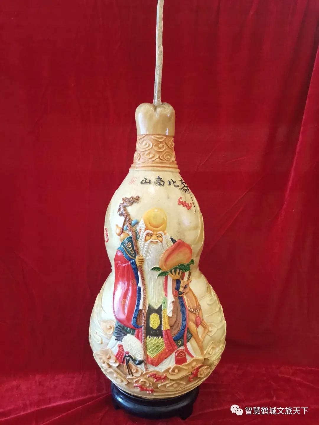 民俗艺术迎新春,民俗踩街迎新春