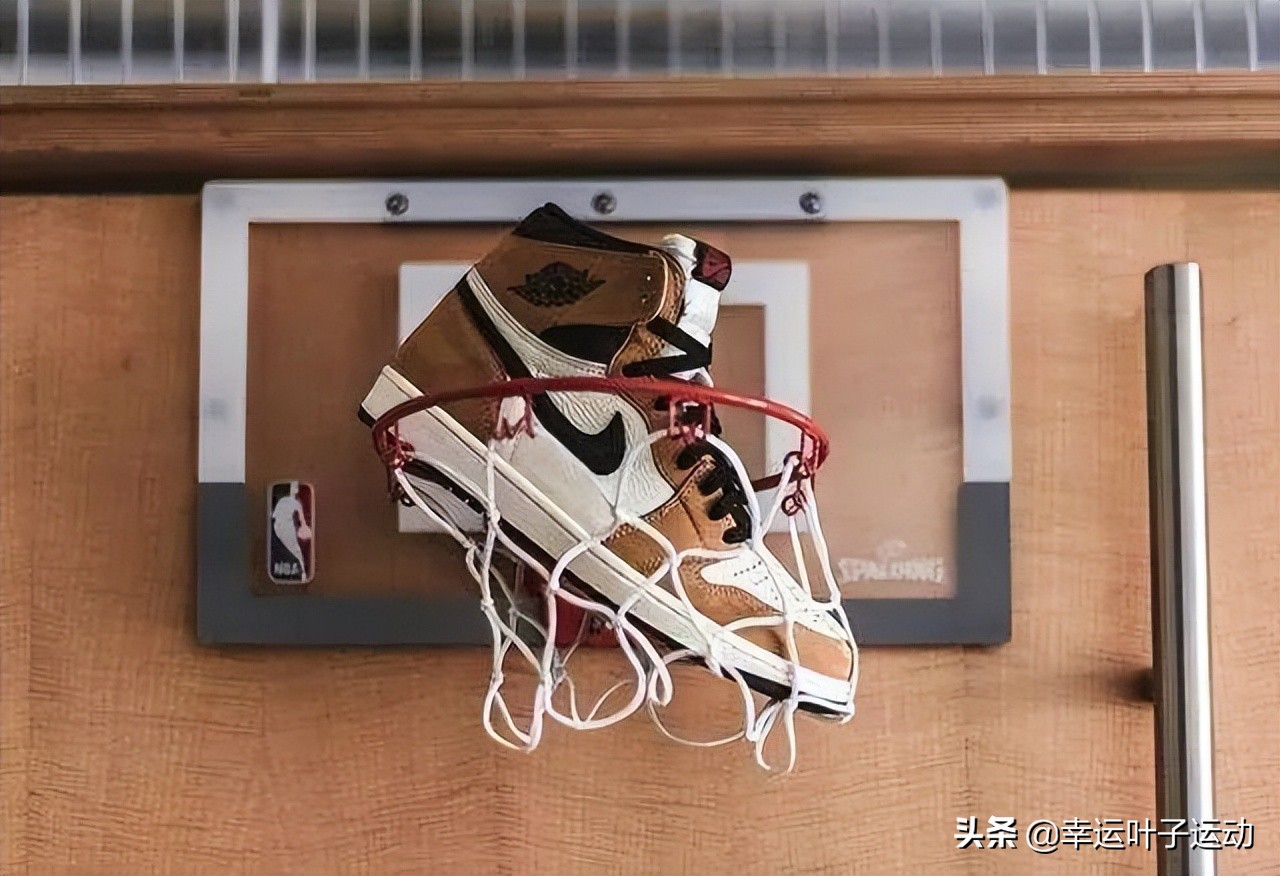 aj1怎么穿搭才好看,aj1反转禁穿low穿搭推荐