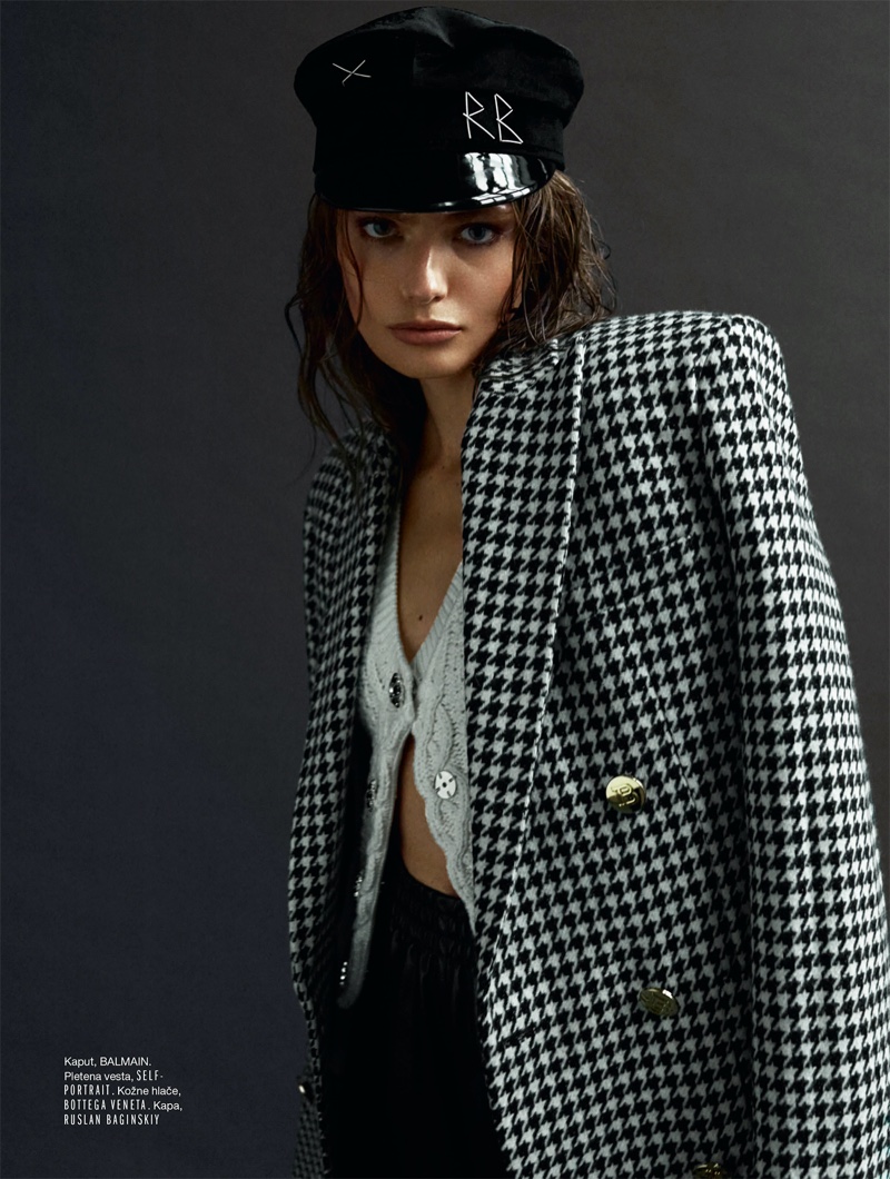 德国超模安娜·米拉（AnnaMilaGuyenz）拍摄的时尚杂志