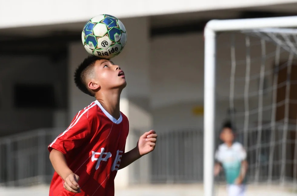 孙臣曦校园足球,足球孙臣曦技术