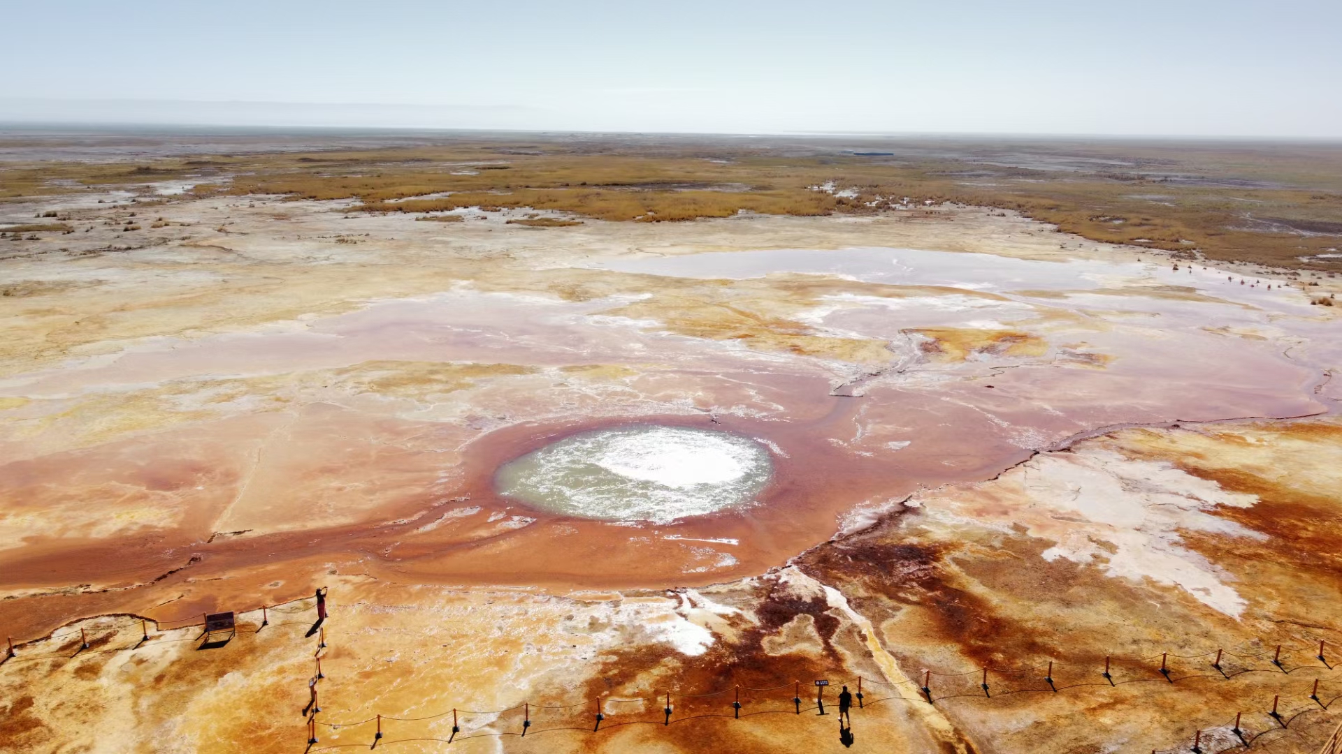 青海艾肯泉恶魔之眼,青海昆仑之眼艾肯泉