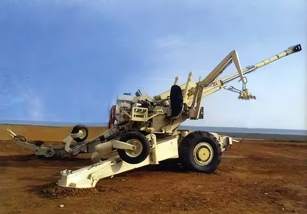 花“7亿”买火炮零件，阿联酋“入坑”印度，不怕“炸膛”吗？