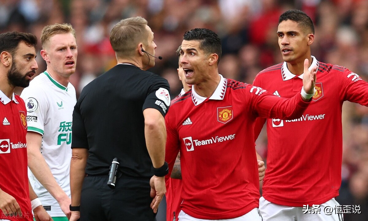 希勒踢曼联视频,曼联希勒最新比赛