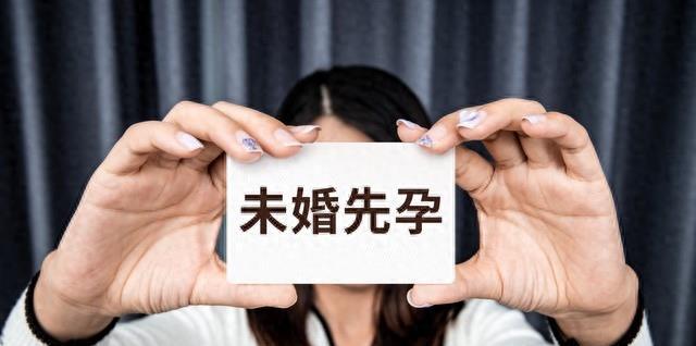 妻子被丈夫骗走千万财产,彩礼被男方拿走离婚后能要回来吗