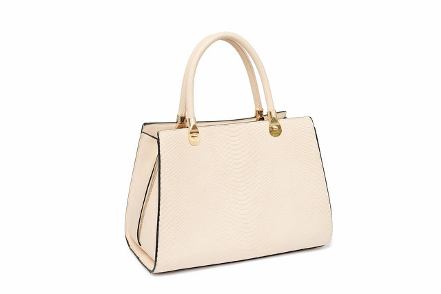 领克的大灯为什么这么难看,领克为什么车灯好难看