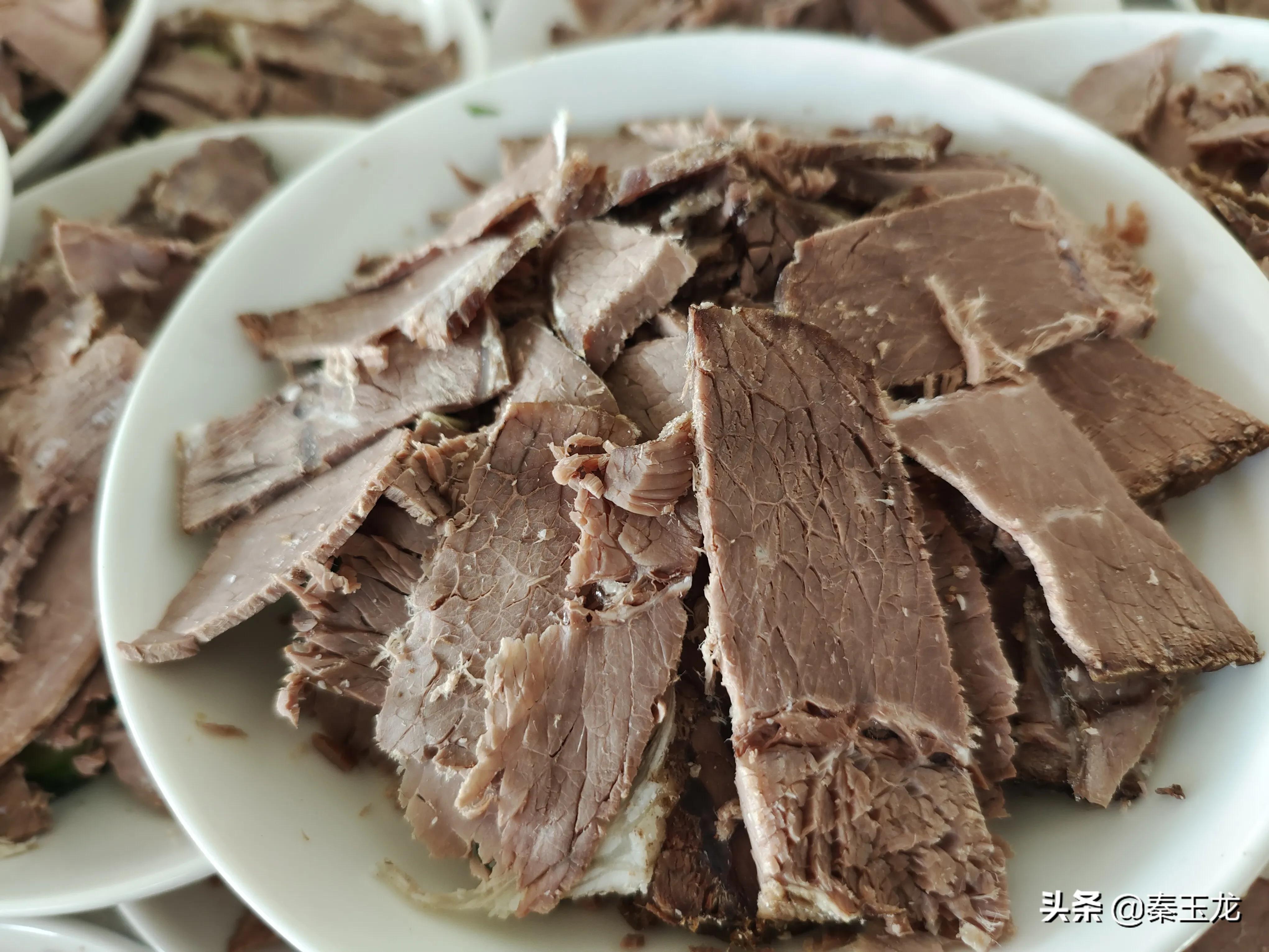 平凉美食羊肉泡,甘肃平凉市美食羊肉烩面