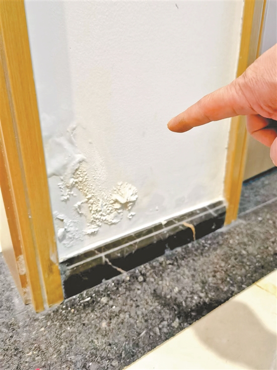 墙体管道漏水物业管吗,房屋墙面漏水物业不给处理怎么办