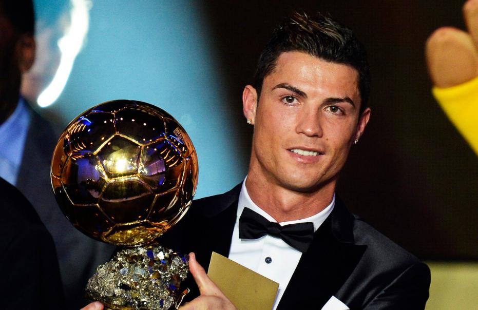 C罗的风流过往:球技好力量足,37岁换过15个女友,只爱细腰肥臀